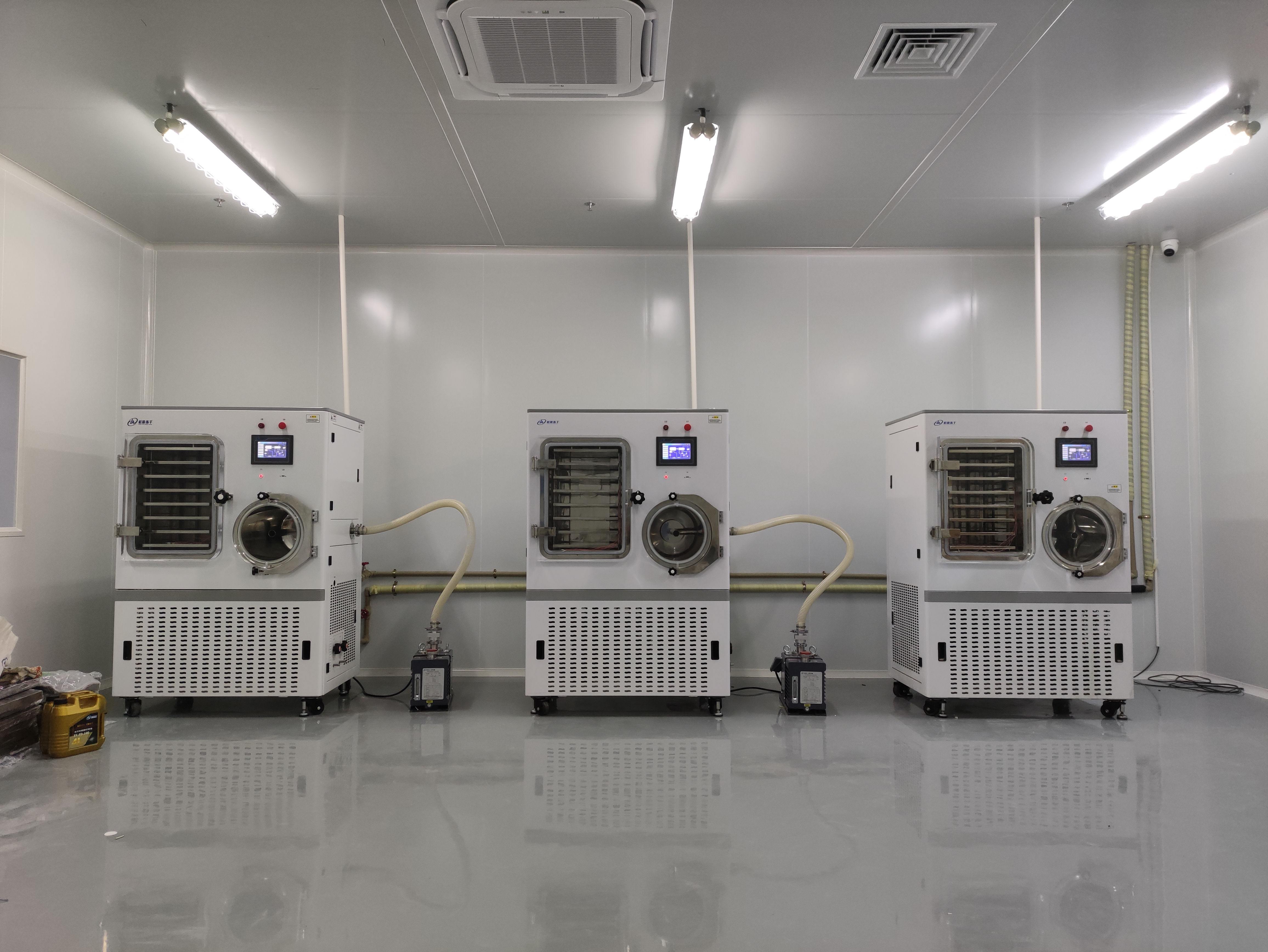 الاختلافات بين مجفف تجميد التدفئة الكهربائية ومجففات تجميد تسخين الزيت؟